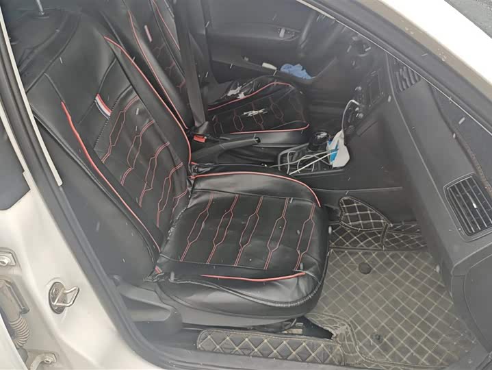 Фото 8 - Volkswagen Santana