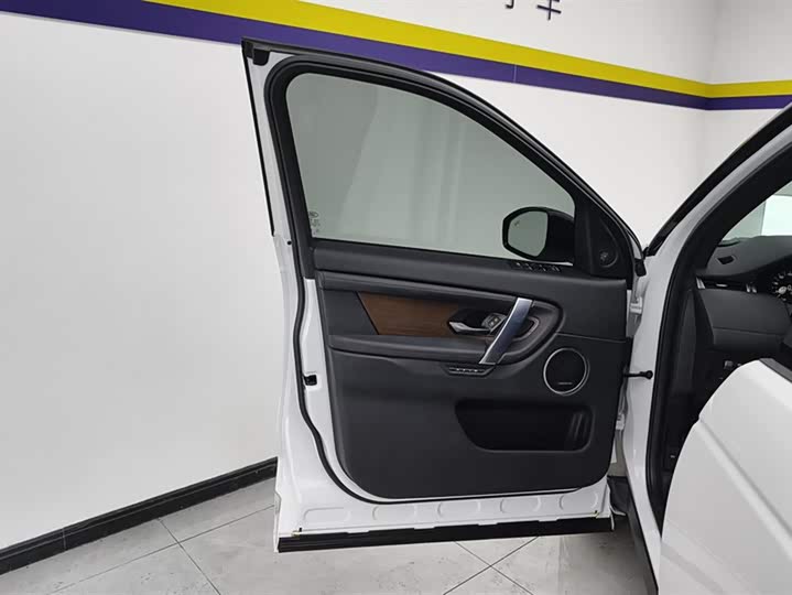 Фото 7 - Land Rover Discovery Sport