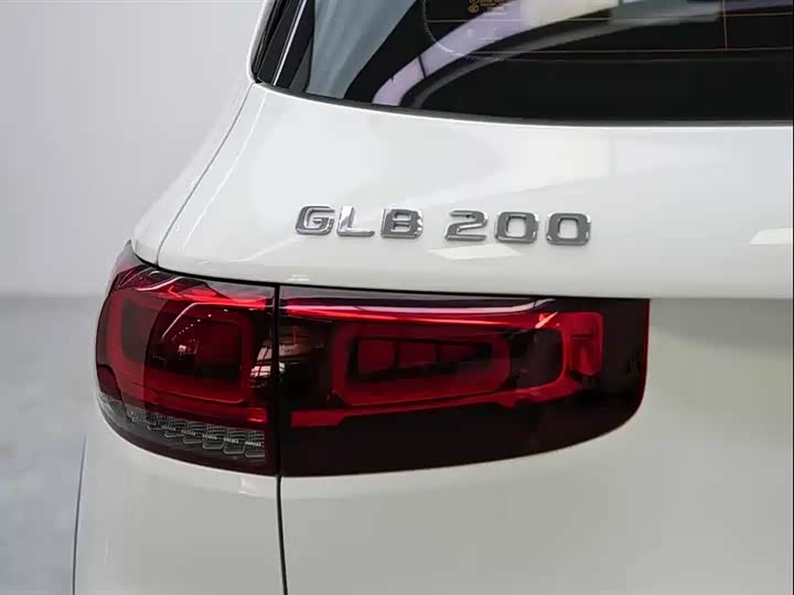 Фото 6 - Mercedes-Benz GLB-Class