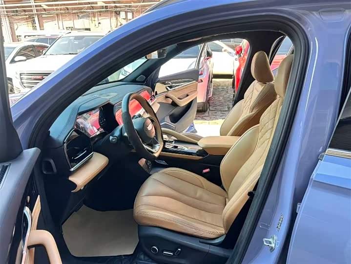 Фото 3 - Geely Monjaro L Hybrid