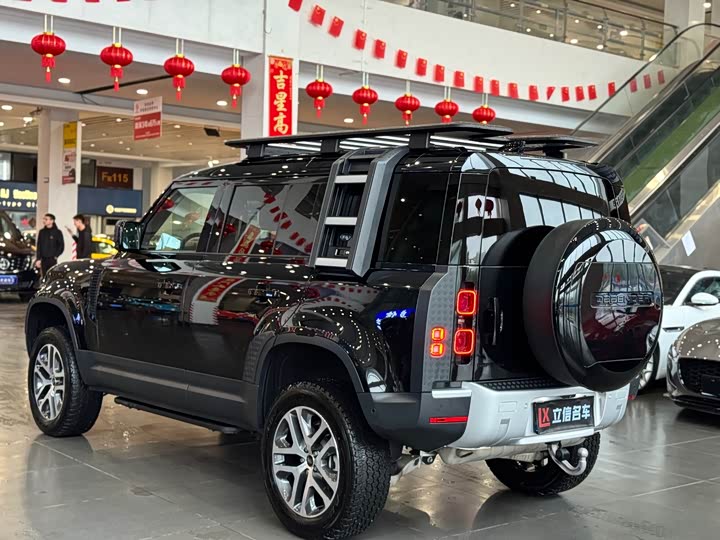 Фото 4 - Land Rover Defender