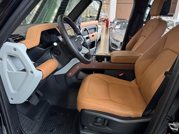 Фото 7 - Land Rover Defender