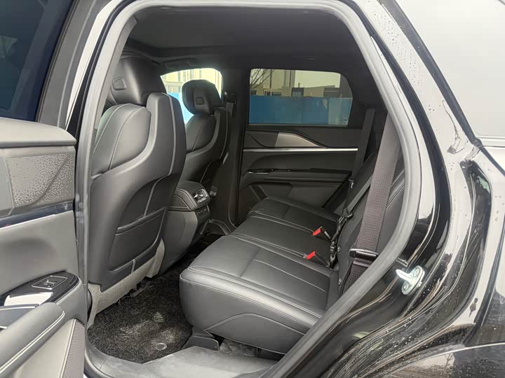 Фото 5 - Cadillac XT5