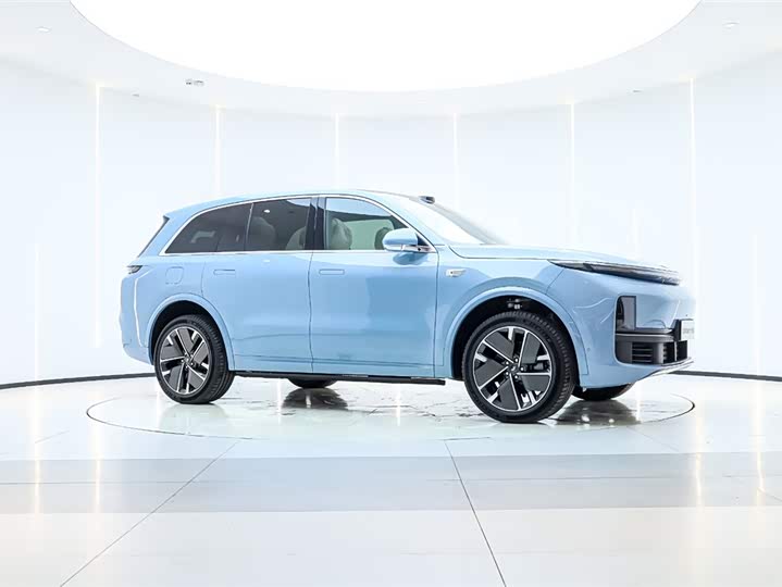 Фото 2 - LiXiang L8