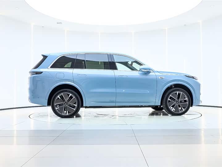 Фото 4 - LiXiang L8