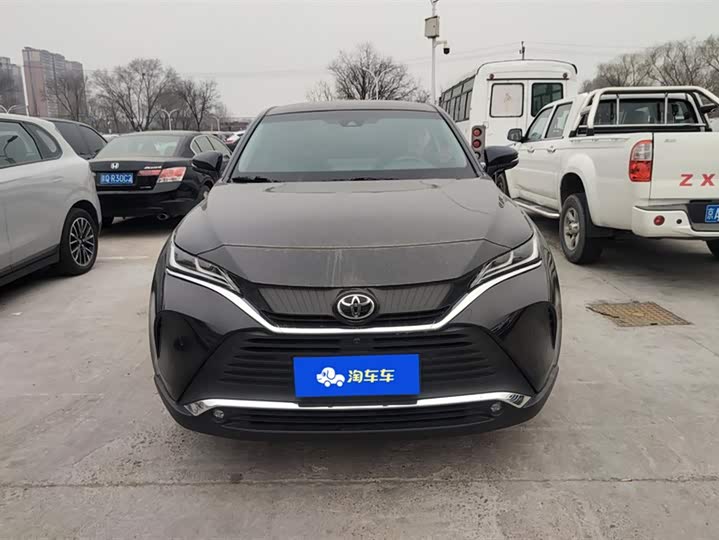 Фото 2 - Toyota Harrier