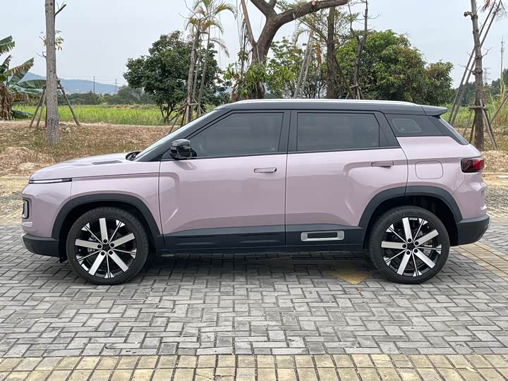 Photo 5 - Geely Icon