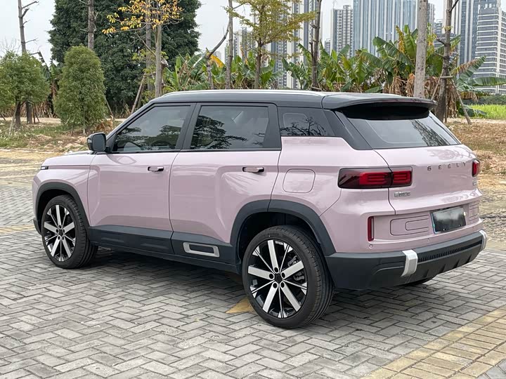 Photo 7 - Geely Icon