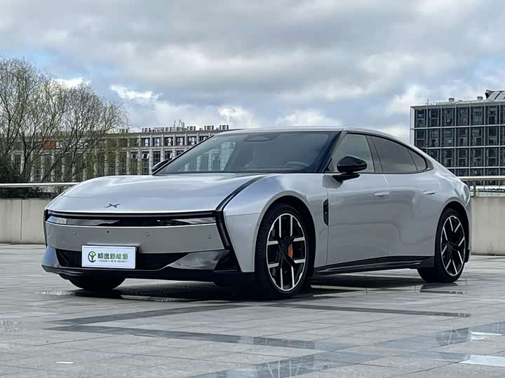 Фото 1 - XPeng P7