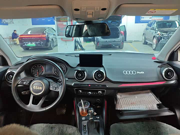 Фото 9 - Audi Q2L