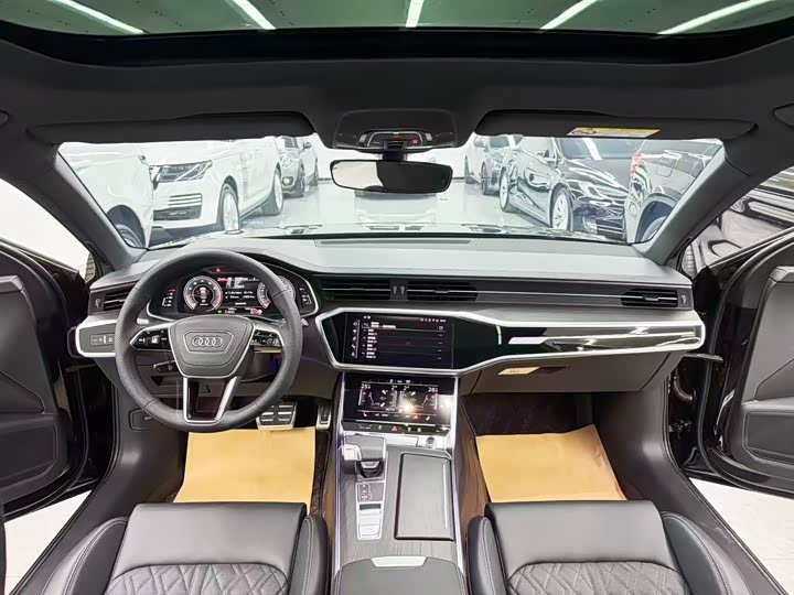 Фото 9 - Audi A6L