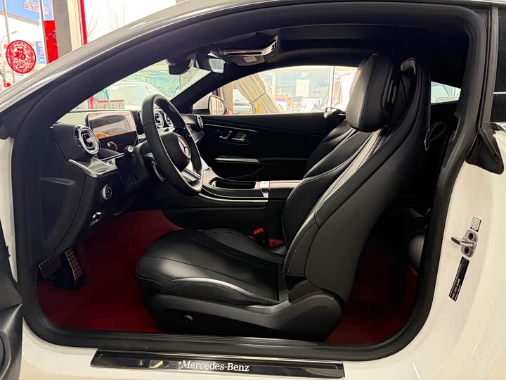 Photo 5 - Mercedes-Benz CLE-Class