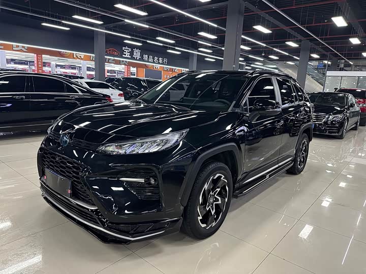 Фото 1 - Toyota Wildlander