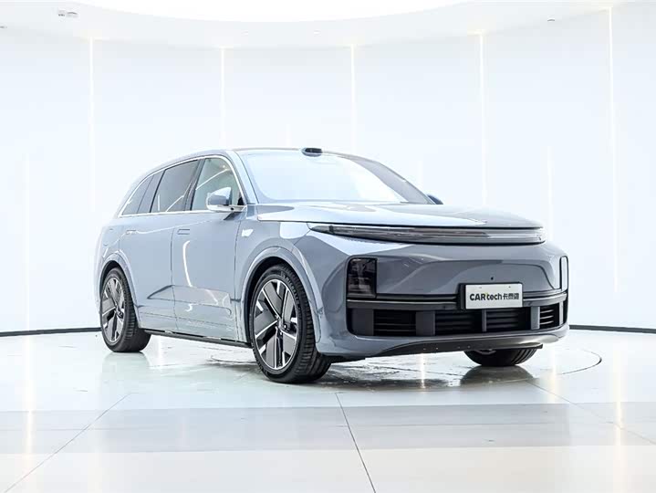 Photo 2 - LiXiang L7