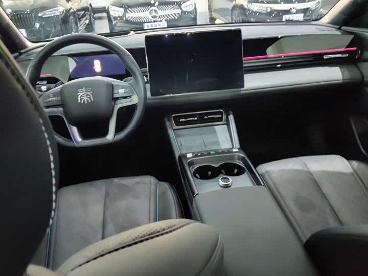 Фото 7 - BYD Qin L