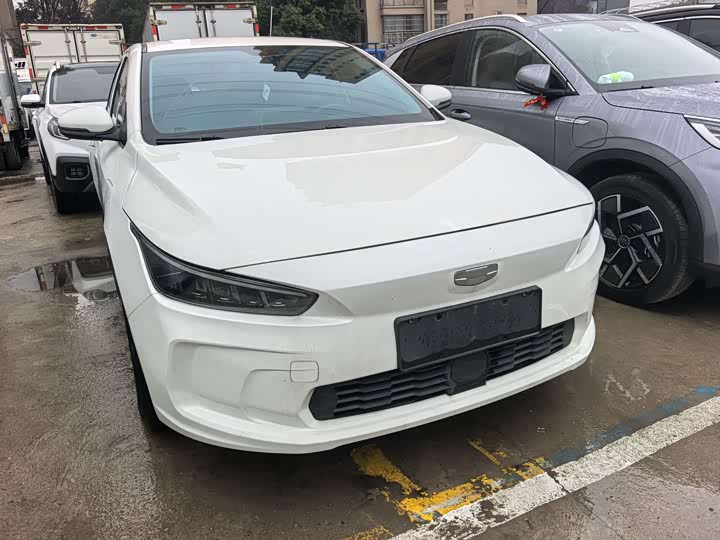 Фото 3 - Geely Geometry A