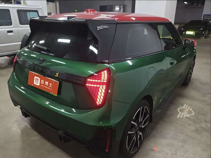 Фото 7 - Mini Cooper