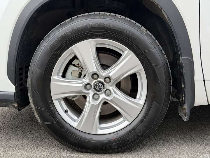 Фото 6 - Toyota Highlander