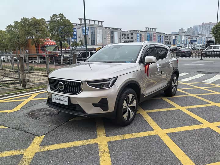 Volvo XC40 2024 2024款 B3 智远豪华版