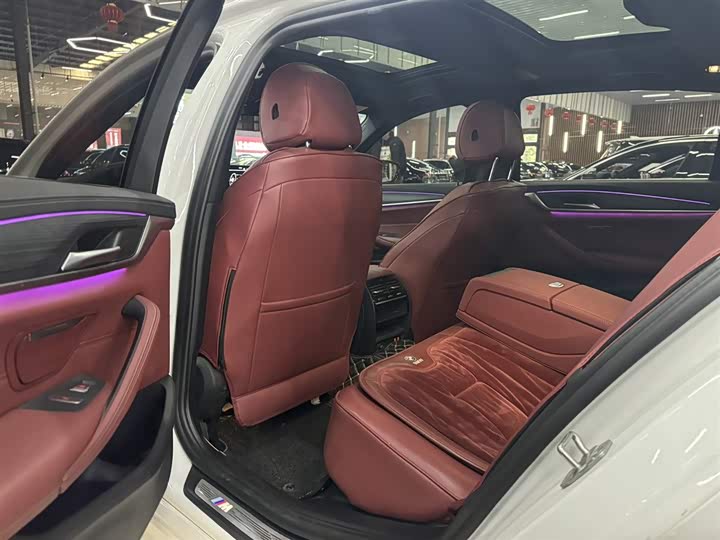 Фото 3 - BMW 5 Series