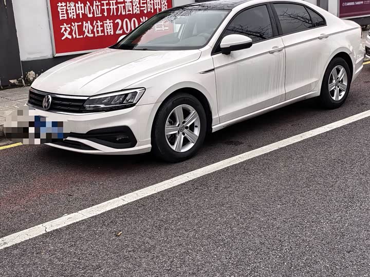 Фото 1 - Volkswagen Lamando L