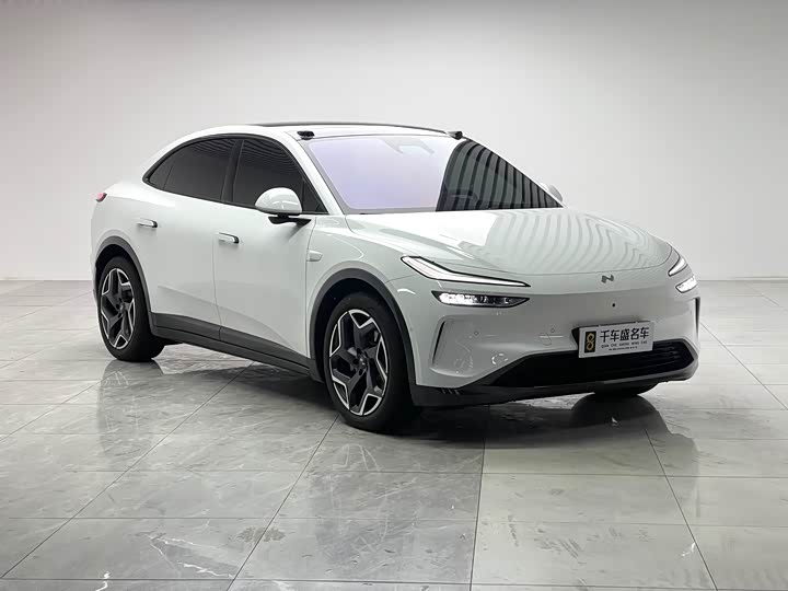 Photo 3 - Nio Onvo L60