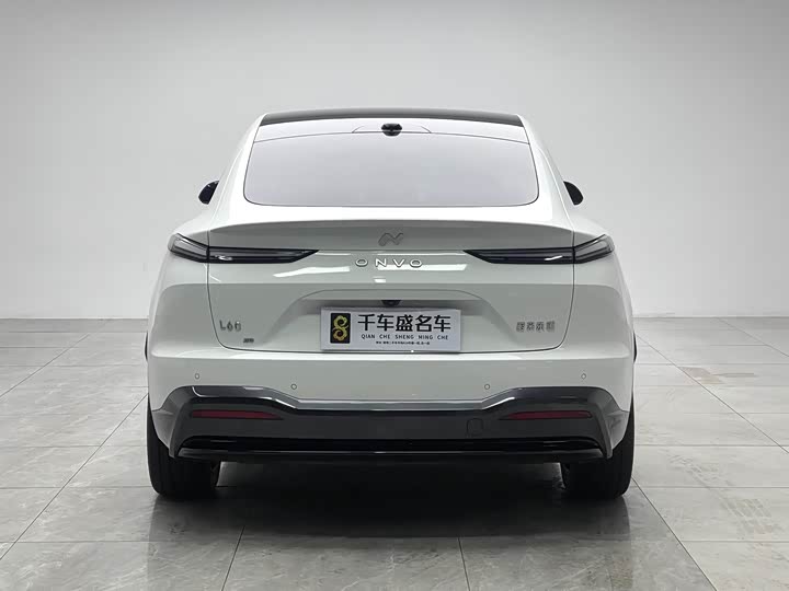 Photo 5 - Nio Onvo L60