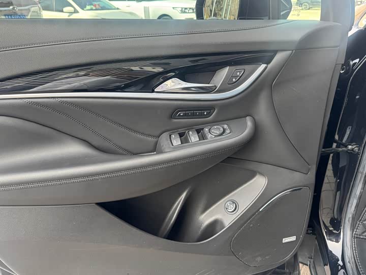 Фото 7 - Buick Enclave