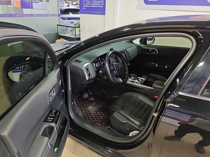 Фото 5 - Citroen C6