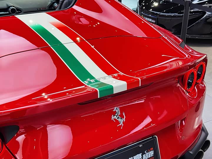 Фото 7 - Ferrari 812