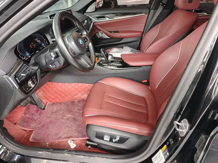 Фото 5 - BMW 5 Series Hybrid