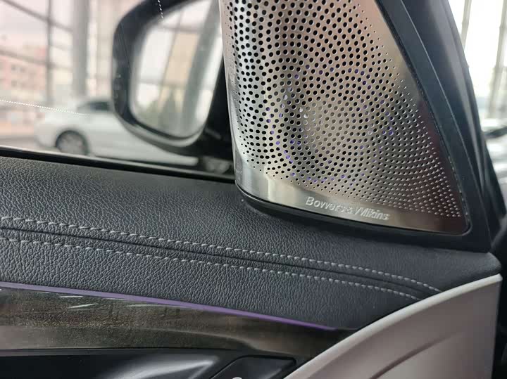 Фото 9 - BMW 5 Series Hybrid