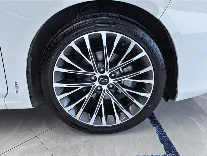 Photo 6 - Bestune B70