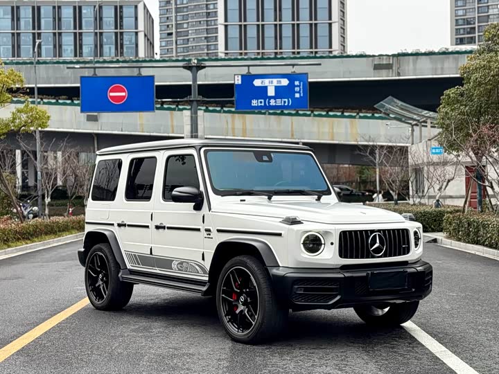 Photo 2 - Mercedes-Benz G-Class AMG