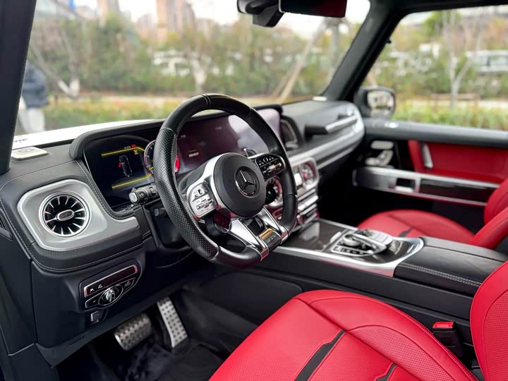 Photo 5 - Mercedes-Benz G-Class AMG