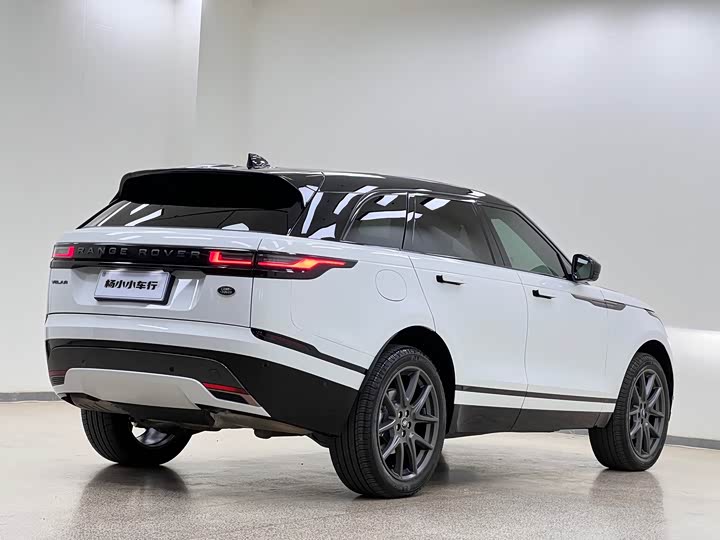 Фото 7 - Land Rover Range Rover Velar