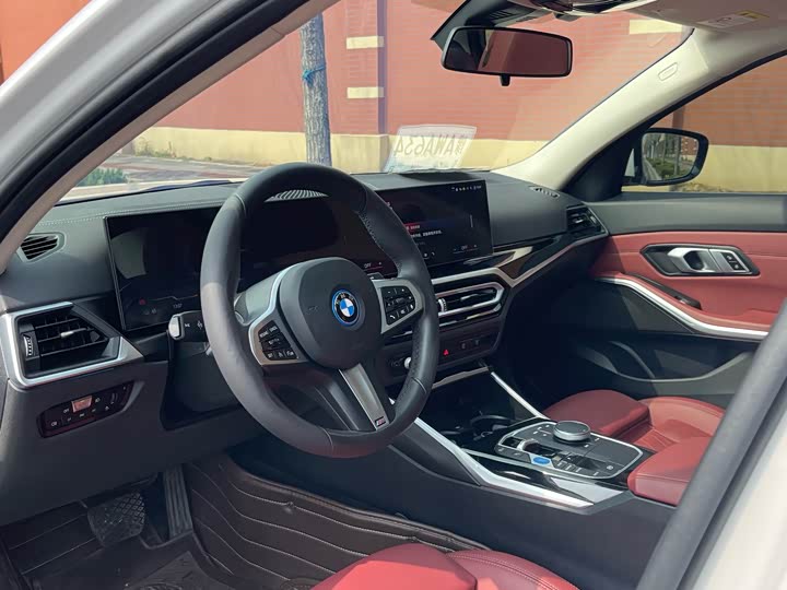 Фото 4 - BMW i3