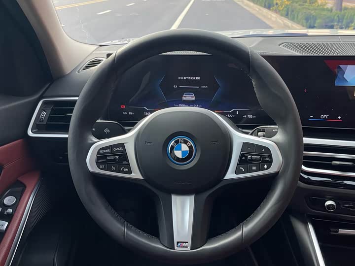 Фото 6 - BMW i3