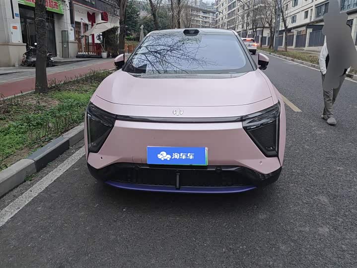 Фото 2 - HiPhi Y