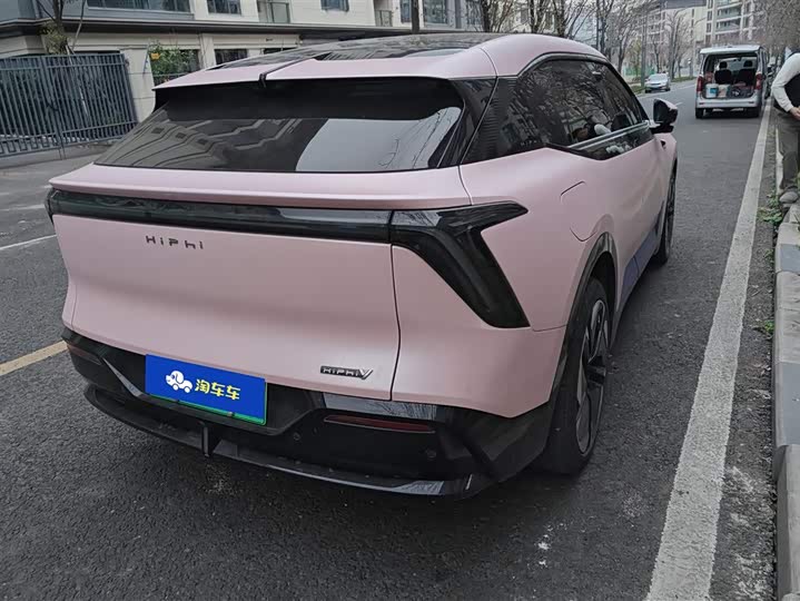 Фото 3 - HiPhi Y