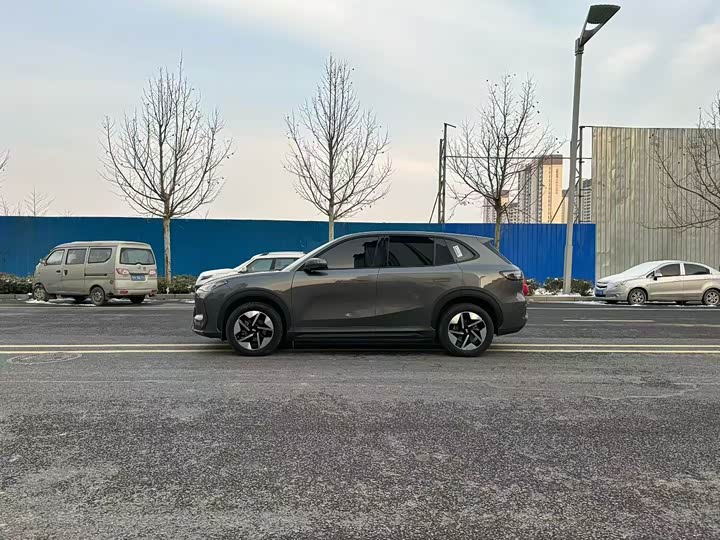 Фото 7 - Geely Galaxy E5