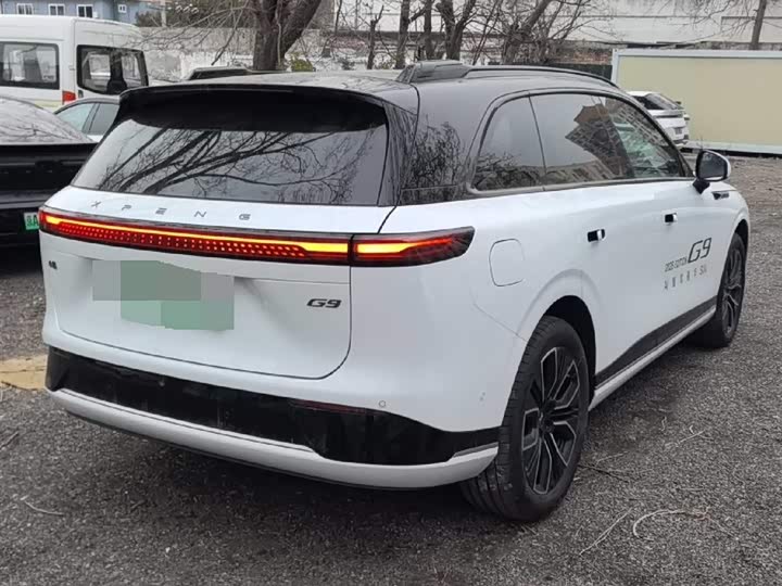 Photo 4 - XPeng G9