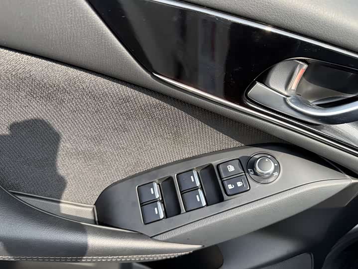 Фото 6 - Mazda CX-4