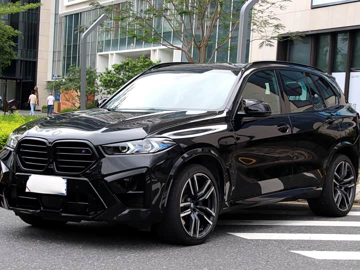 Фото 2 - BMW X5 M
