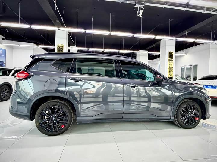 Фото 7 - Chevrolet Orlando