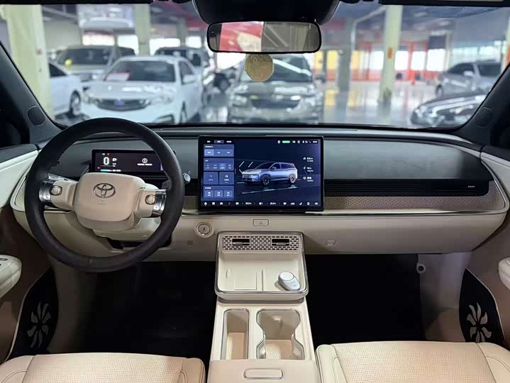 Фото 9 - Toyota bZ3X