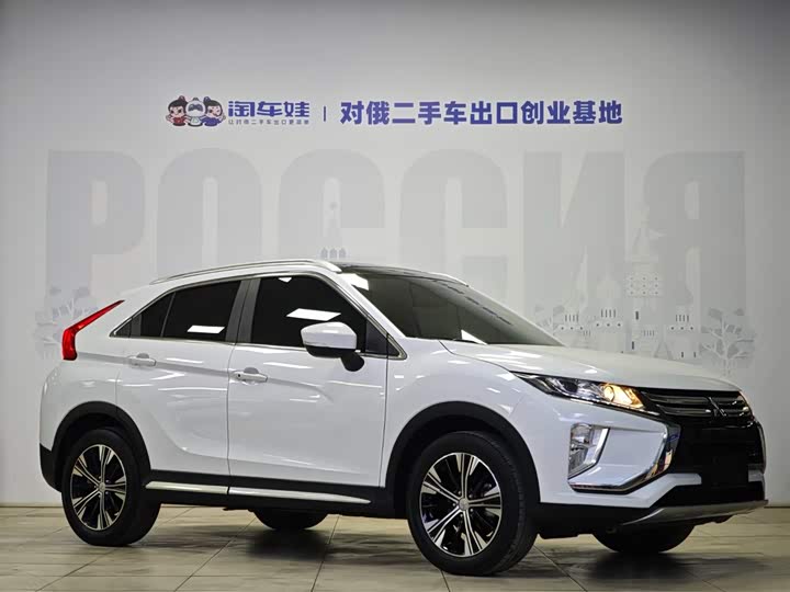 Фото 3 - Mitsubishi Eclipse Cross
