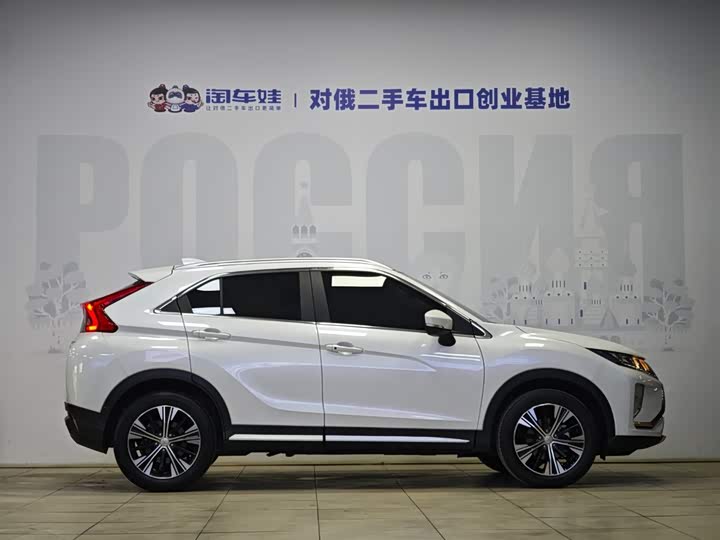 Фото 4 - Mitsubishi Eclipse Cross