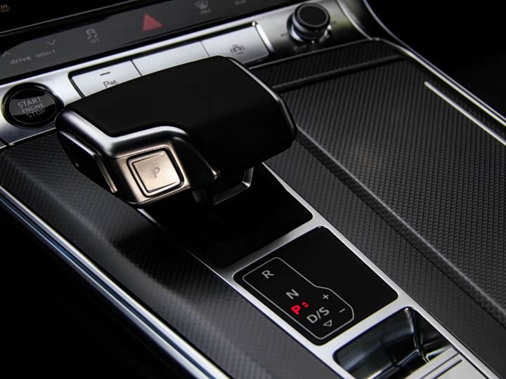 Фото 4 - Audi A6L