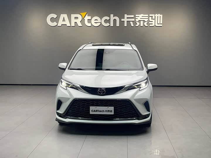 Фото 2 - Toyota Granvia